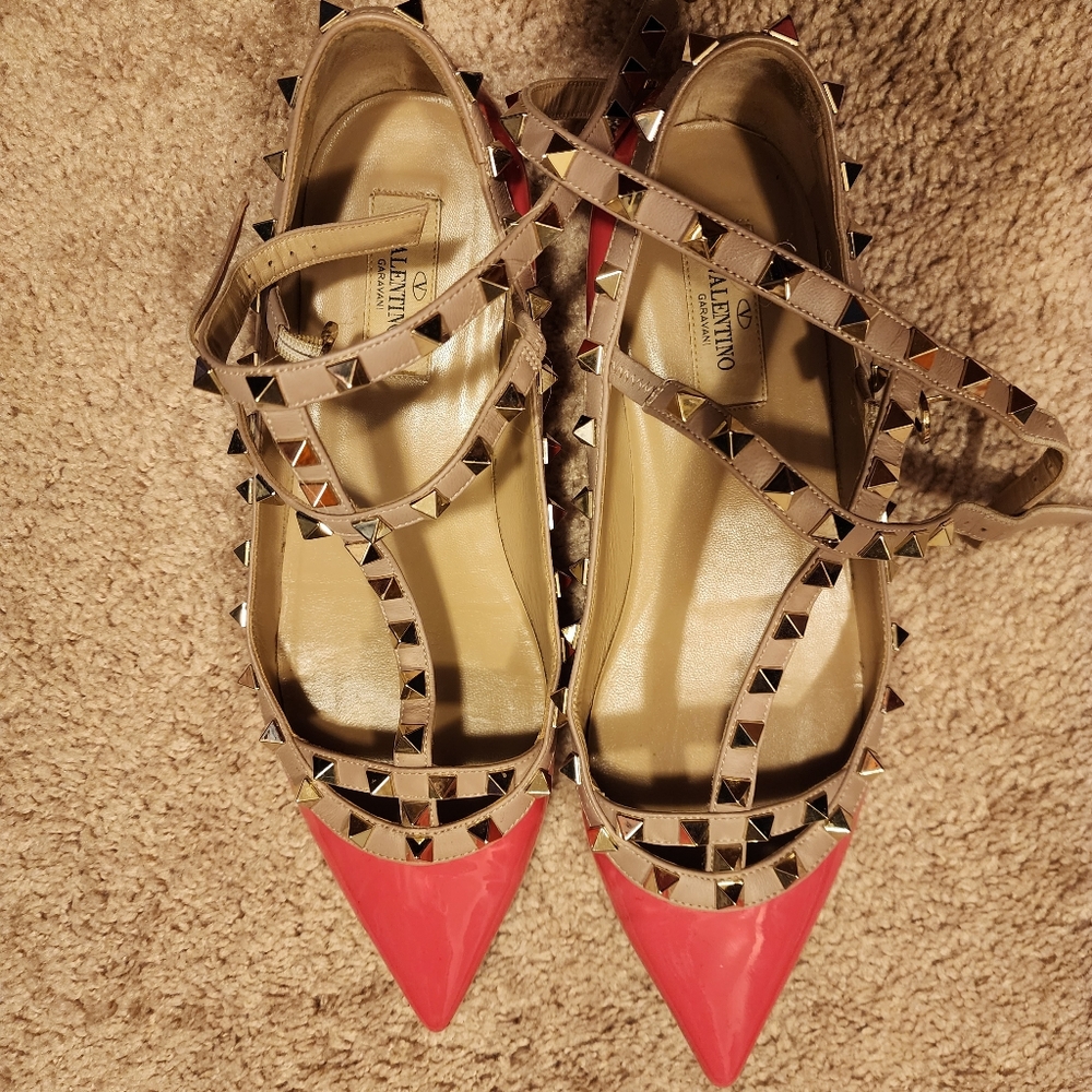 Genuine Valentino Rockstud flats in HOT PINK!